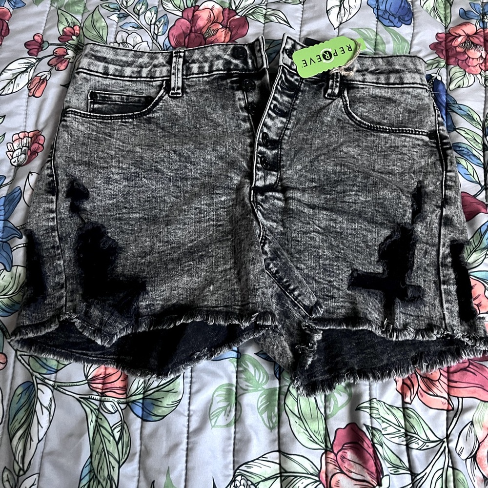 New cut off Jean black shorts!